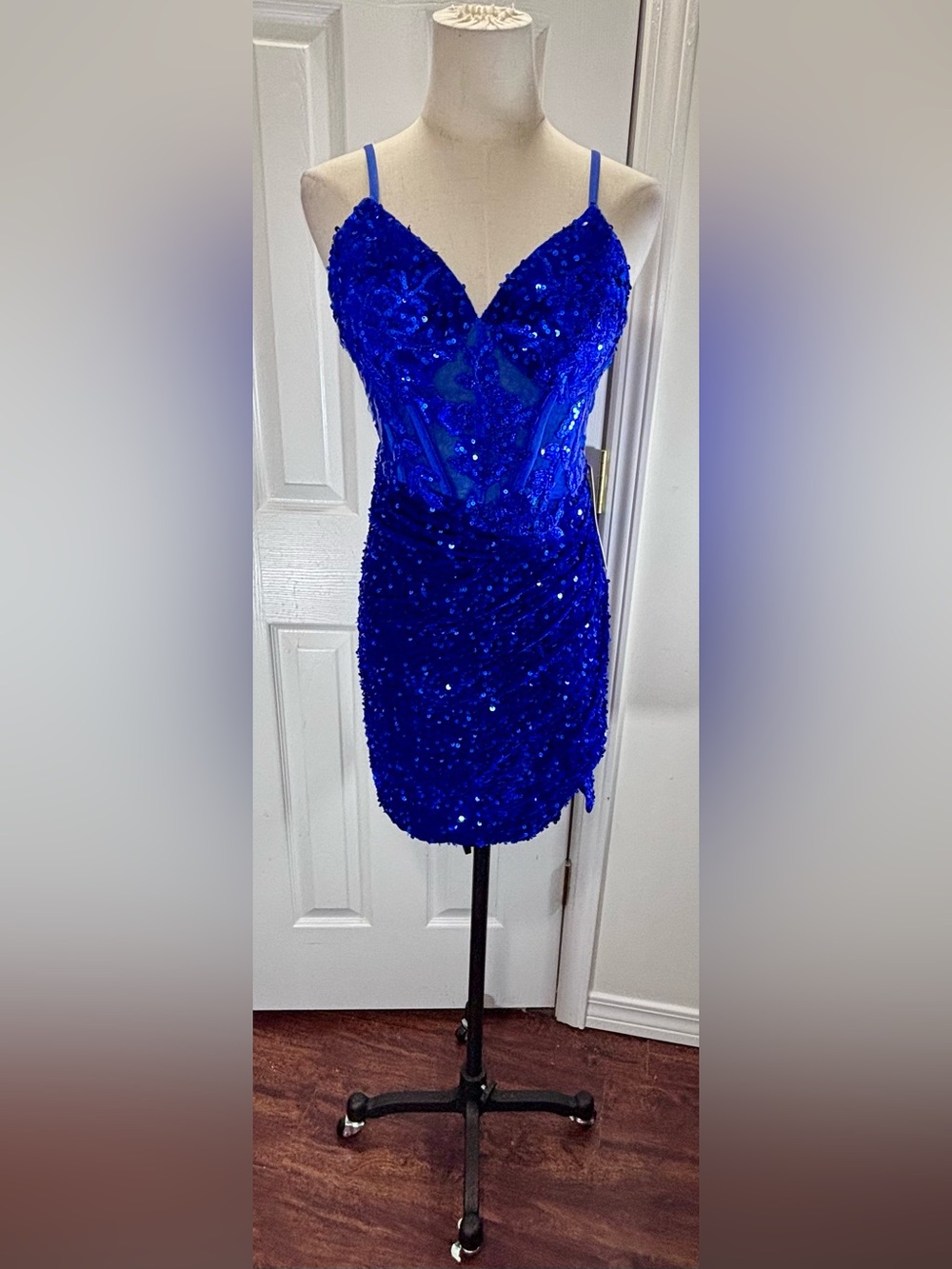 Unbranded Womens NWT SEQUIN MINI DRESS W/ Boning & Padding Royal Blue Sz 0 or 4